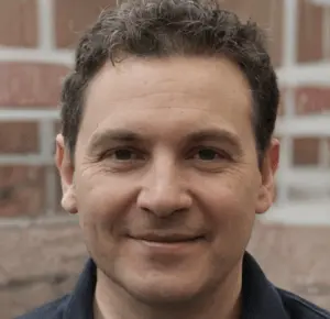Michael Reynolds